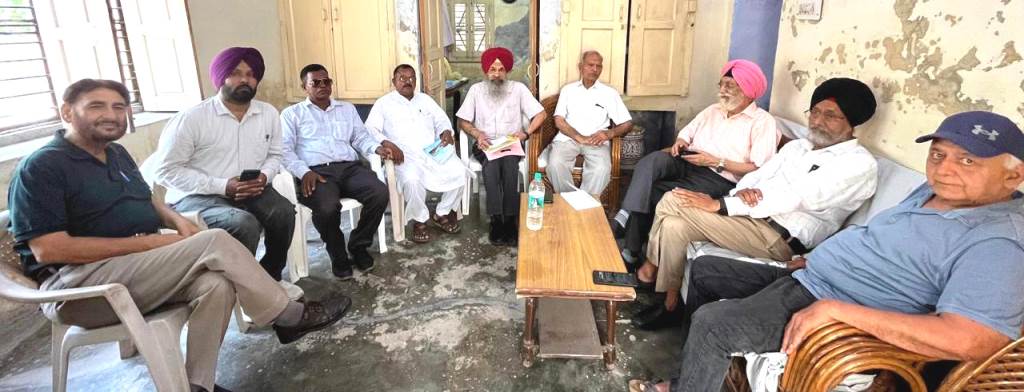 Progressive Writers Association Ambala organizes seminar dedicated to late progressive writers dialogue held with overlooked Punjabi poet Bharat Bhushan